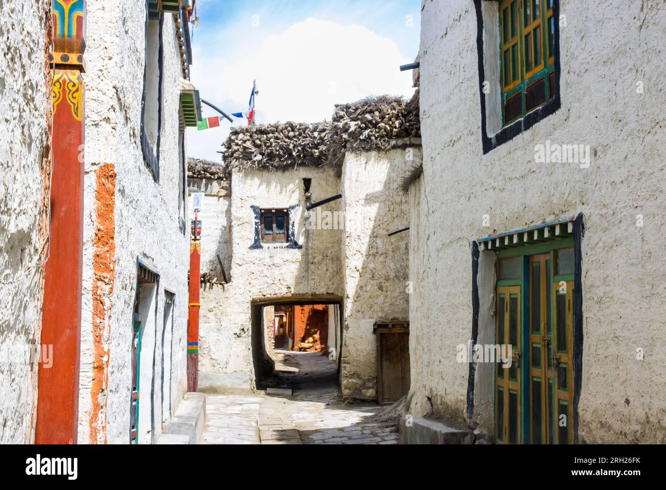 Alleyways, Old House, Monastery, Inside the Wall Kingdom of Lo in Lo Manthang, Upper Mustang, Nepal Stock Photo