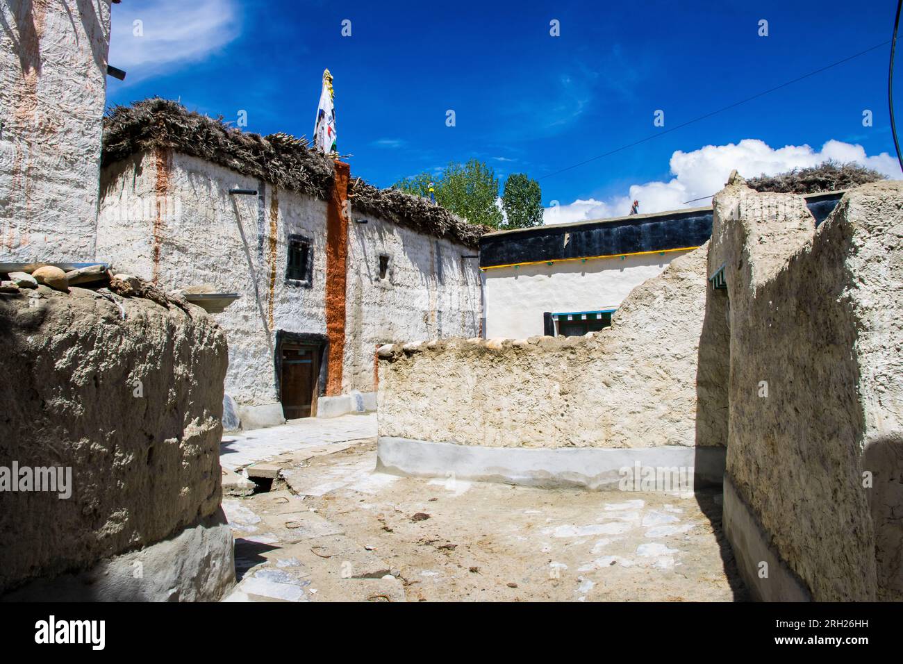 Alleyways, Old House, Monastery, Inside the Wall Kingdom of Lo in Lo Manthang, Upper Mustang, Nepal Stock Photo