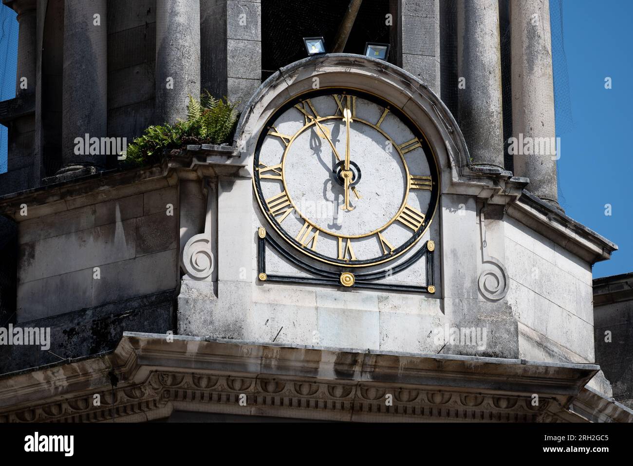 Clock on Theatrix building, Victoria Square, Birmingham, UK Stock Photo