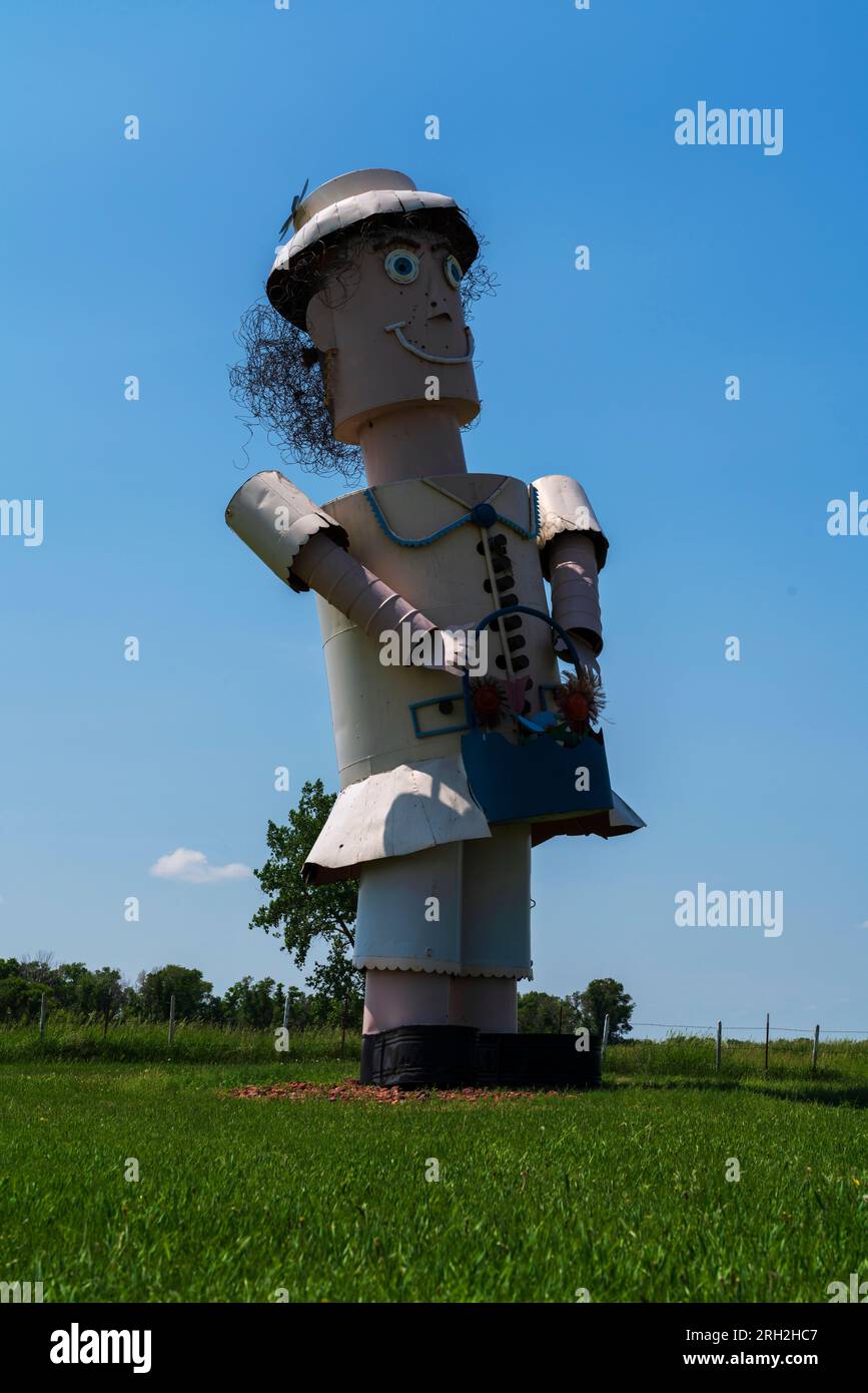 Worlds Largest Tin family sculpture on North Dakota’s Enchanted Highway Stock Photo