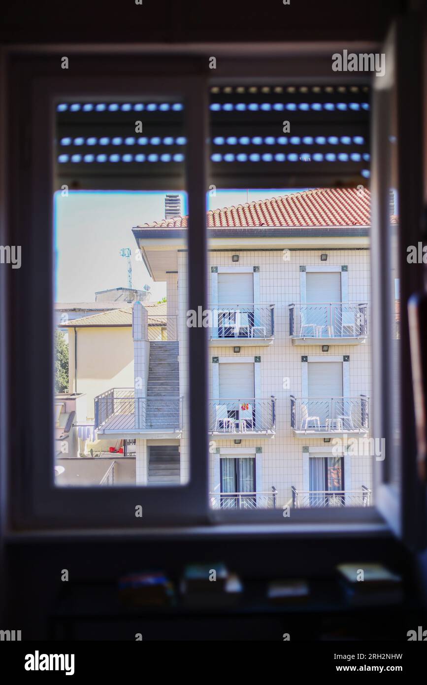 City view cityscape day buildings hi-res stock photography and images ...