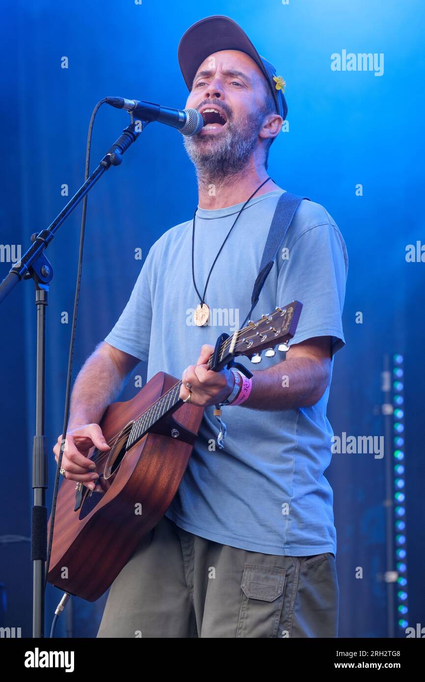 Beans on Toast (Jay McAllister) performing at Fairports Cropredy