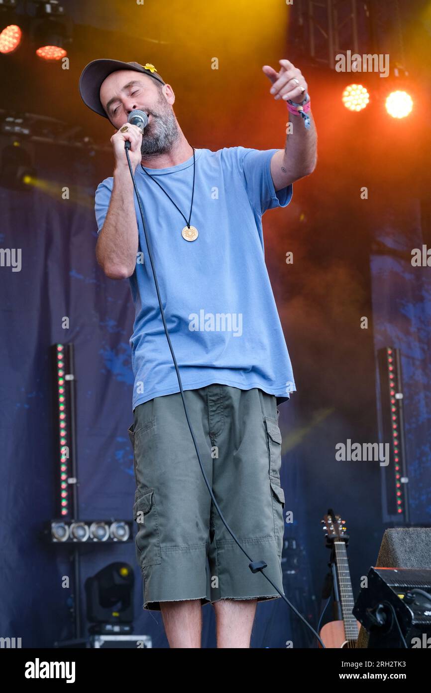 Beans on Toast (Jay McAllister) performing at Fairports Cropredy