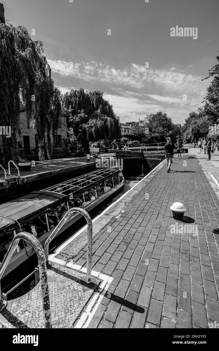 London Regent's Canal from Little Venice to City Road Stock Photo Alamy