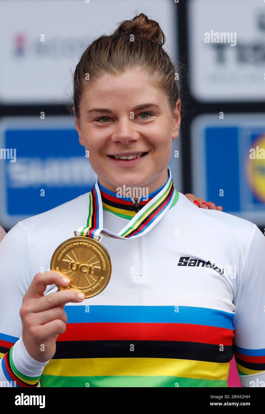 Lotte Kopecky wedding ring cycling elite The Importance of Verified Information