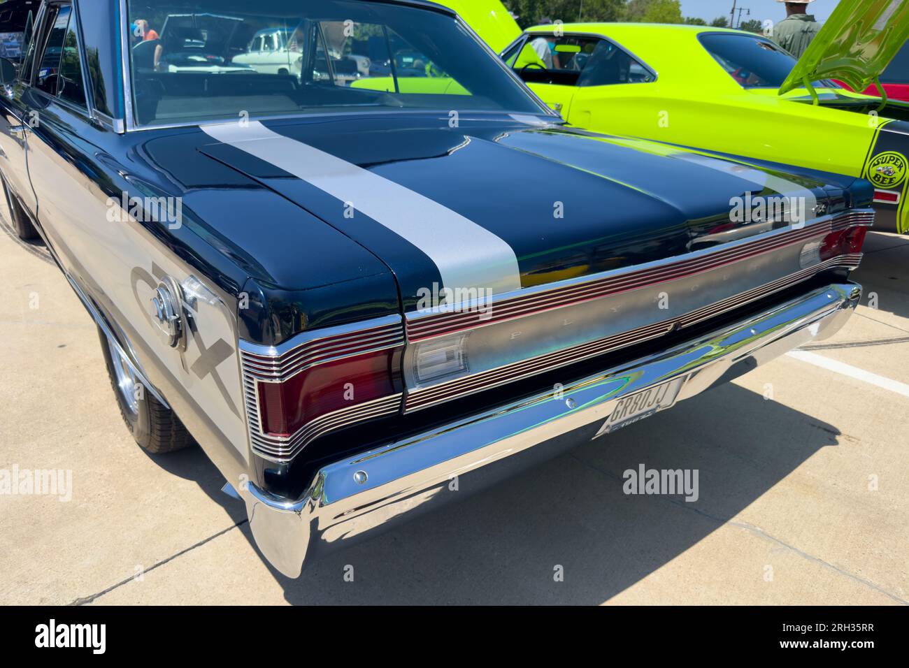 Plymouth roadrunner engine hires stock photography and images Alamy