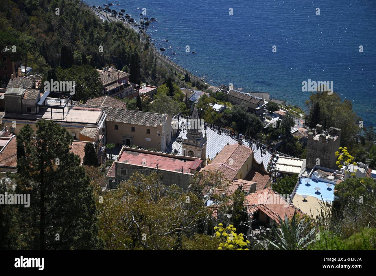 Sentiero antico hi-res stock photography and images - Alamy