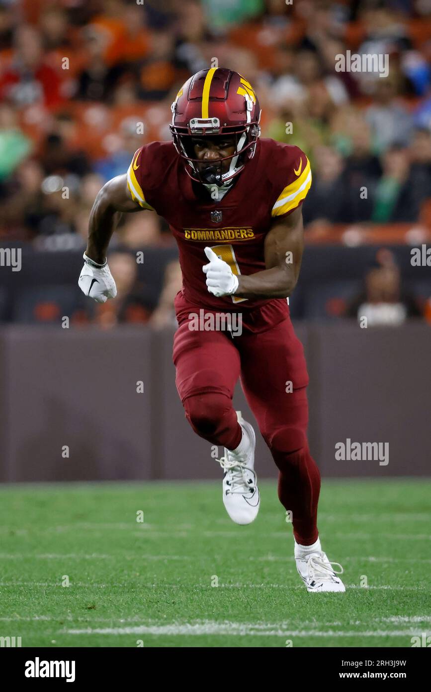 Washington Commanders wide receiver Jahan Dotson (1) runs with the ball  during practice at the team's NFL football training facility, Tuesday, May  24, 2022 in Ashburn, Va. (AP Photo/Alex Brandon Stock Photo - Alamy