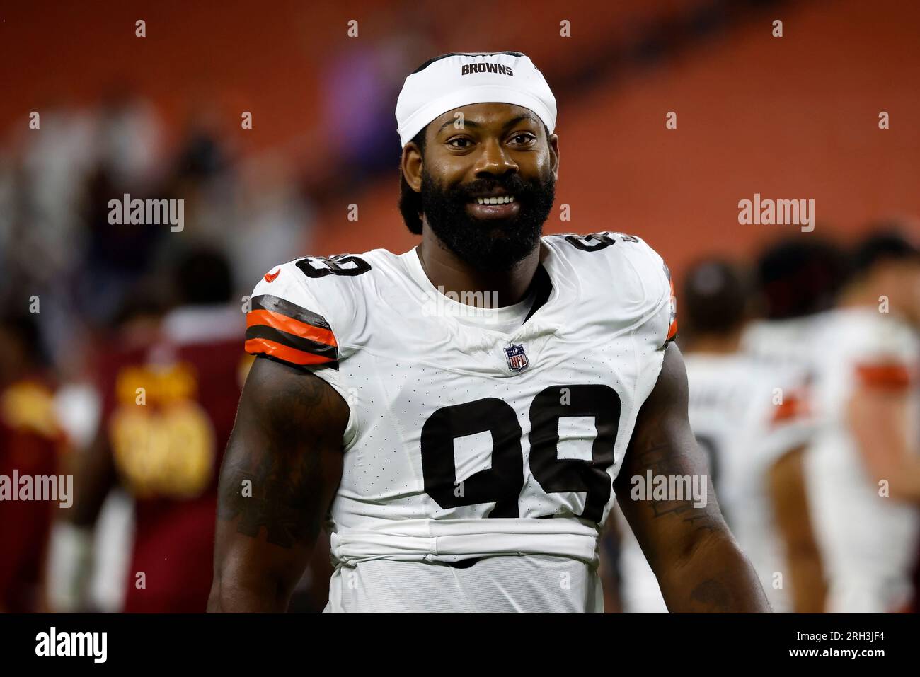 Cleveland Browns defensive end Za'Darius Smith (99) walks off of the field  after an NFL pre-season football game against the Washington Commanders,  Friday, Aug. 11, 2023, in Cleveland. (AP Photo/Kirk Irwin Stock