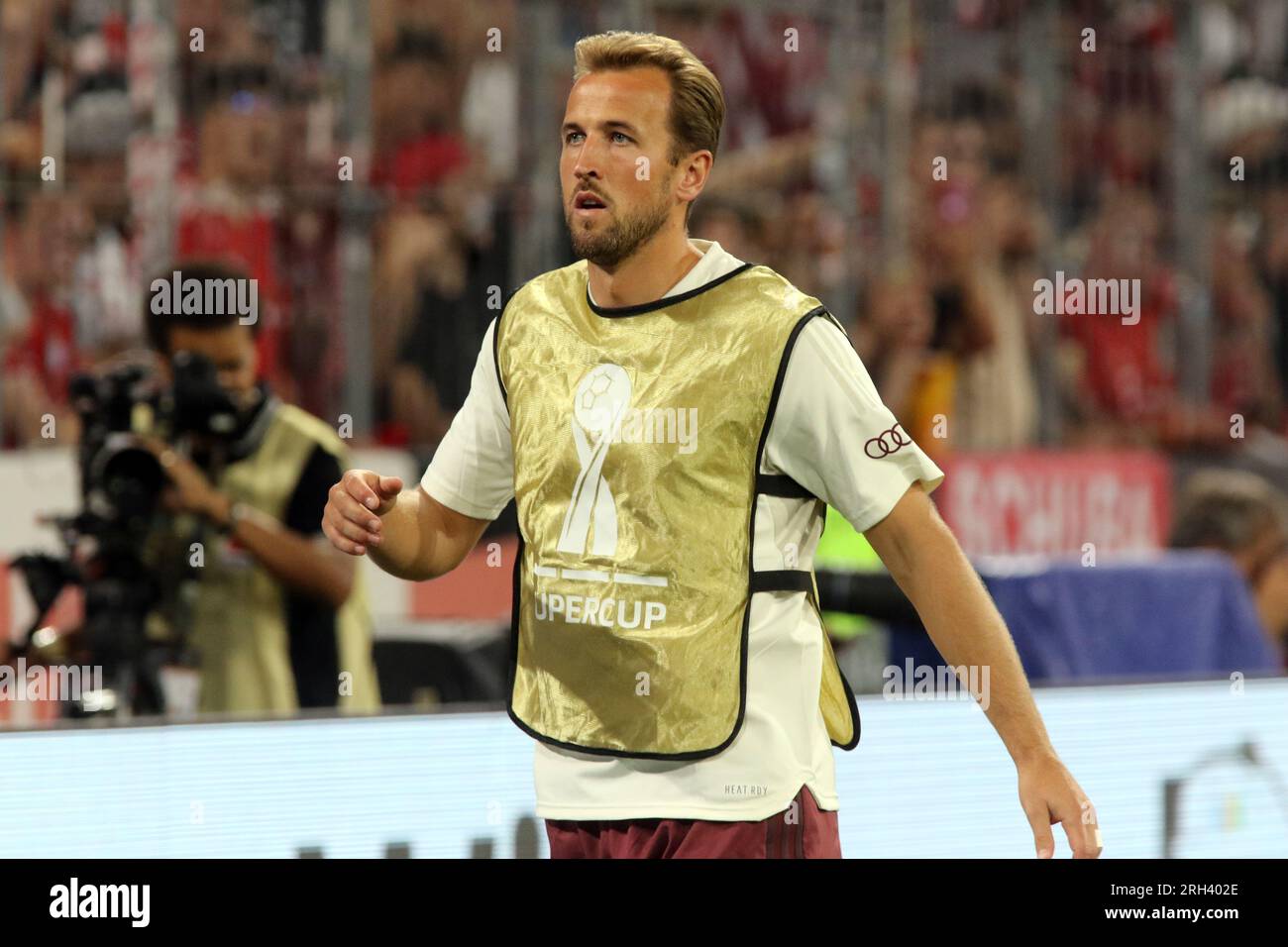 MUNICH, Germany. , . Harry KANE of England, now Fc Bayern Muenchen's number 9 is a newly signed player, forward in his first match for his new club, here seen during the Supercup Football match between Fc Bayern Muenchen and RB LEIPZIG at the Allianz Arena in Munich on 12. AUGUST 2023, Germany. Here during the warm up to play during the second half of the match, DFL, Fussball, 0:3 (Photo and copyright @ ATP images/Arthur THILL (THILL Arthur/ATP/SPP) Credit: SPP Sport Press Photo. /Alamy Live News Stock Photo