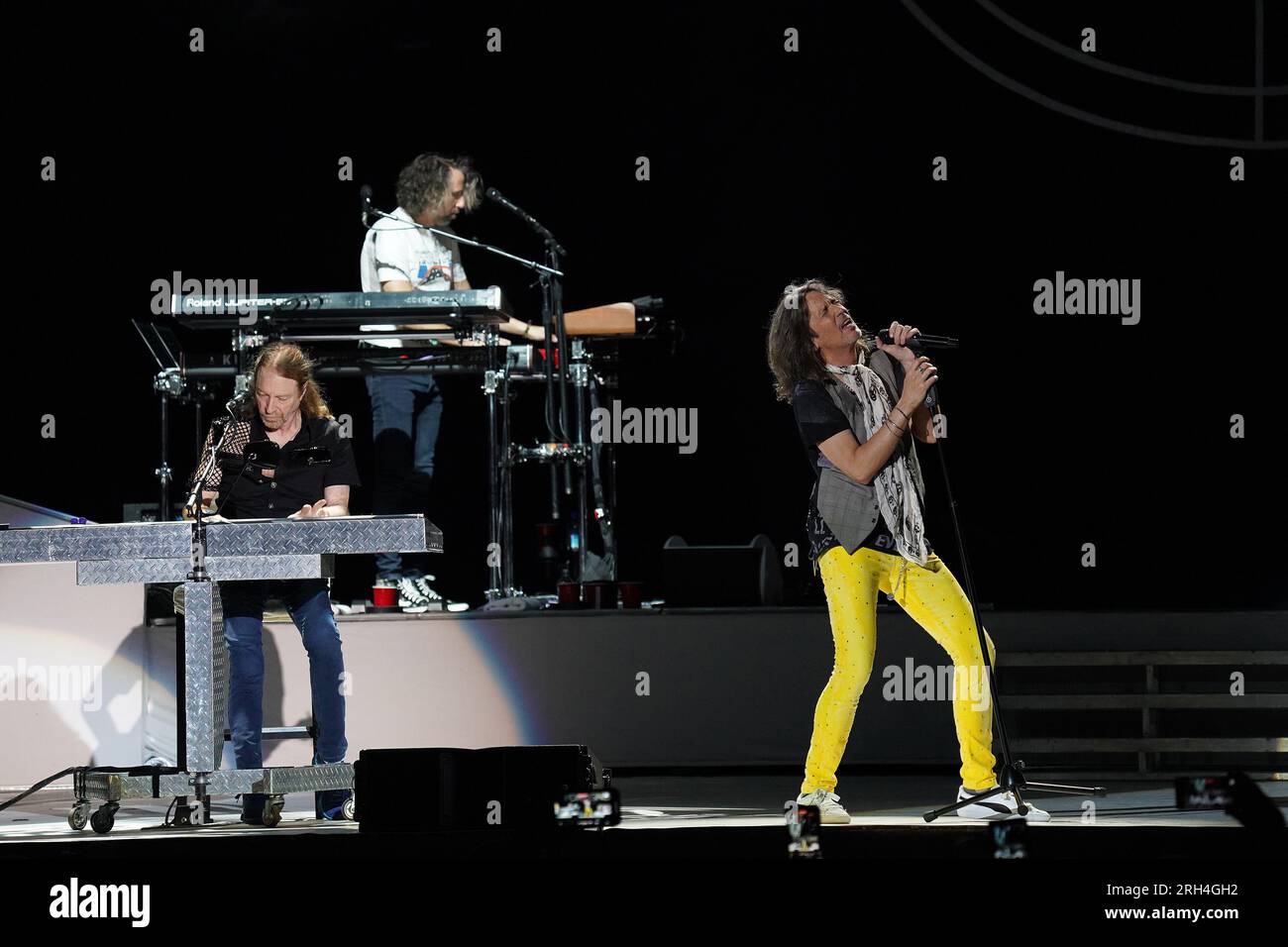 Dallas, United States. 11th Aug, 2023. August 11, 2023, Dallas, Texas, United States: Kelly Hansen, Member of the American rock band Foreigner performs on stage as part of their The Historic Farewell Tour at the Dos Equis Pavilion on Friday August 11, 2023 in Dallas, Texas, United States. (Photo by Javier Vicencio/Eyepix Group) Credit: Eyepix Group/Alamy Live News Stock Photo