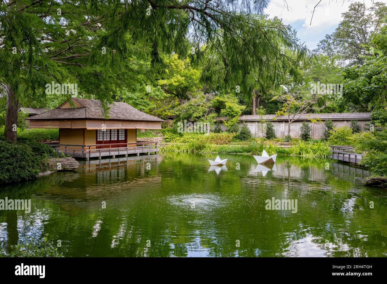 Exterior view of the Japanese garden of Fort Worth Botanic Garden at ...