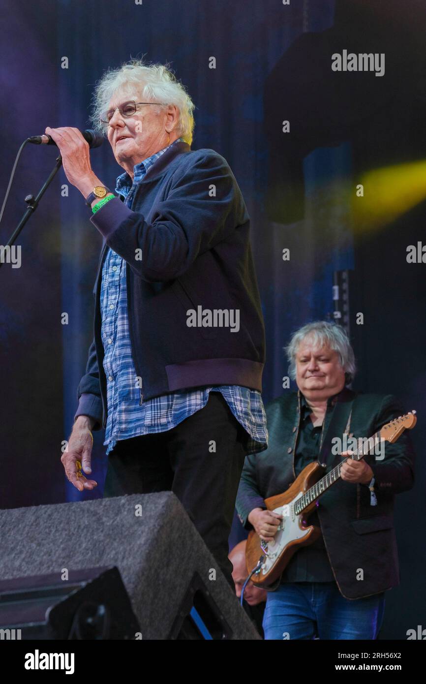 Dave Cousins of the Strawbs performing at his farewell gig. Fairports Cropredy Convention. August 11, 2023 Stock Photo