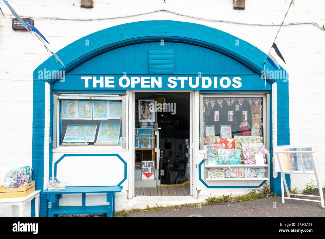 The Open Studios - artist studios in Kings Road Arches at the seafront, Brighton, East Sussex, England Stock Photo
