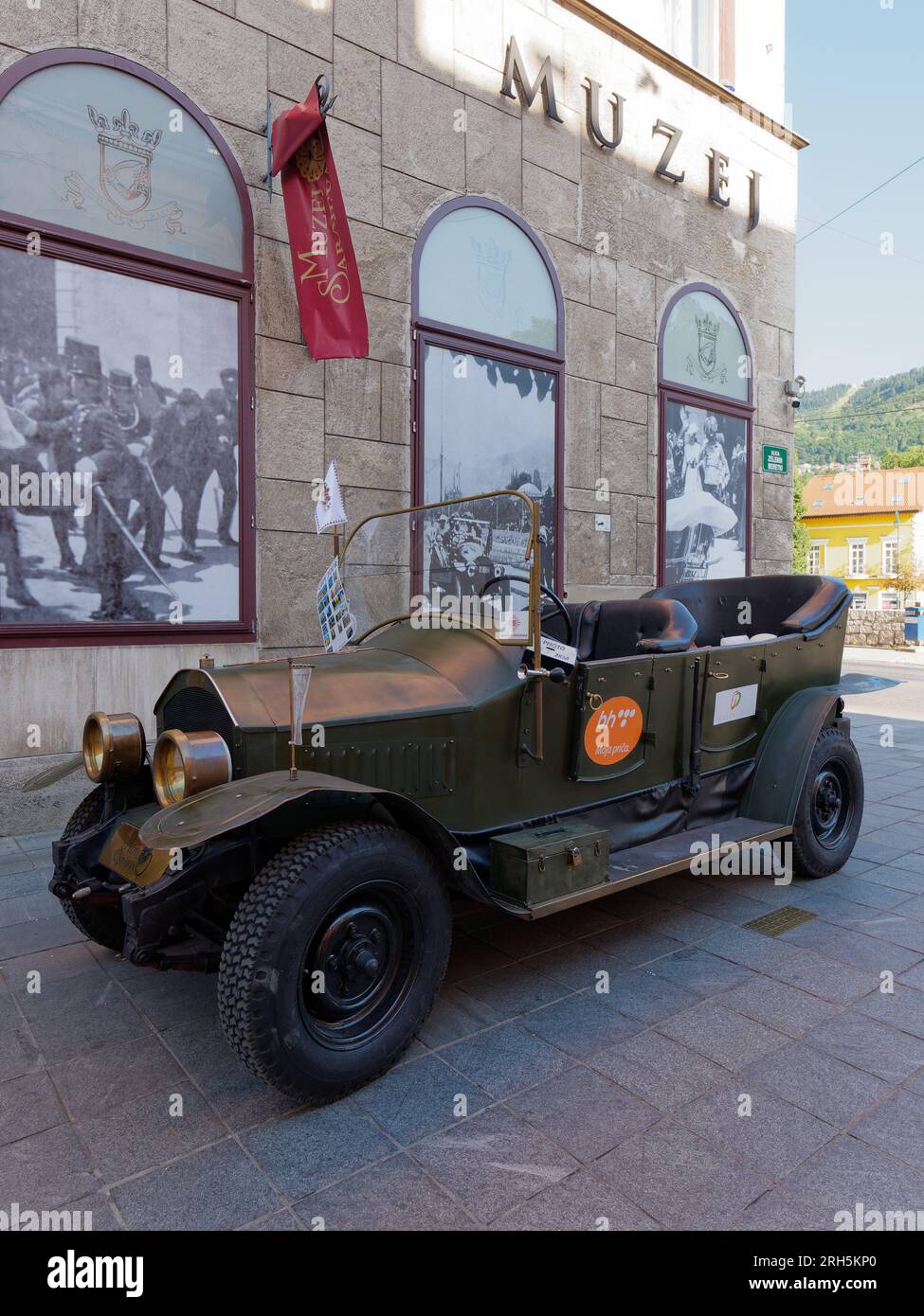 Replica Gräf & Stift open topped touring car at the site of the 1914 Sarajevo assassination. Sarajevo, Bosnia and Herzegovina, August 13, 2023. Stock Photo