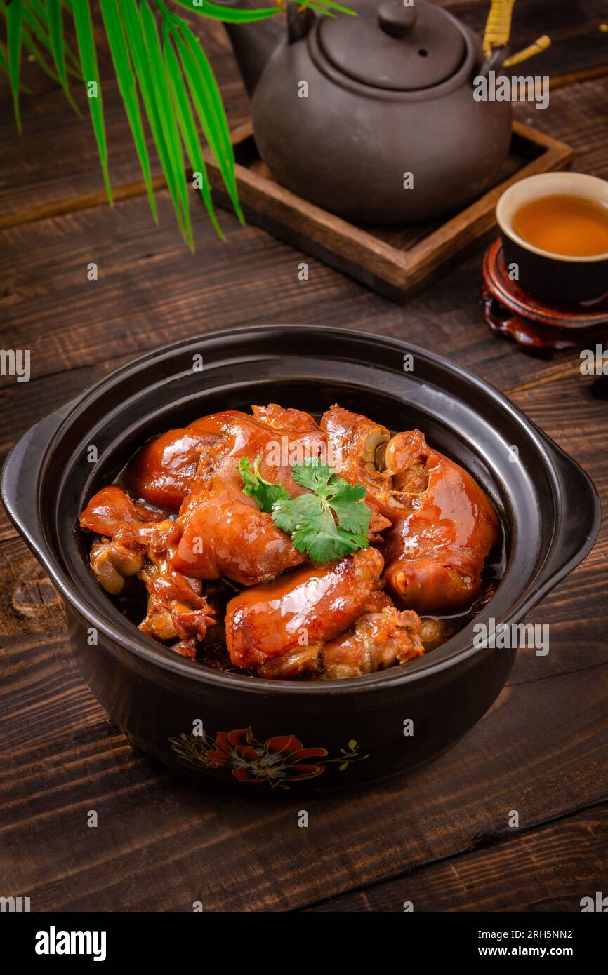 braised pig's trotters （Pork Hock，pig feet） with brown soya sauce, rice