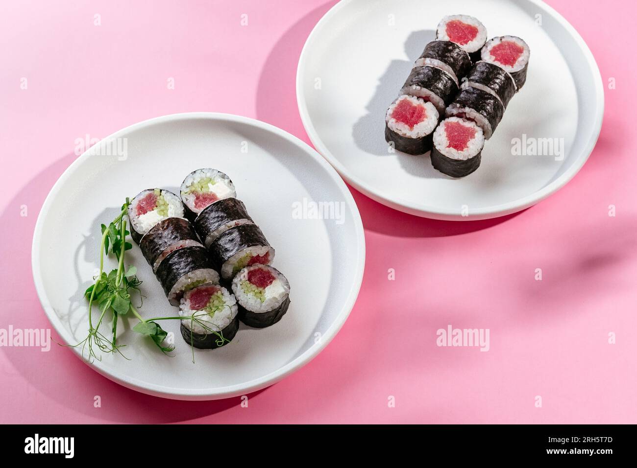 Classic Japanese sushi rolls with salmon Stock Photo - Alamy