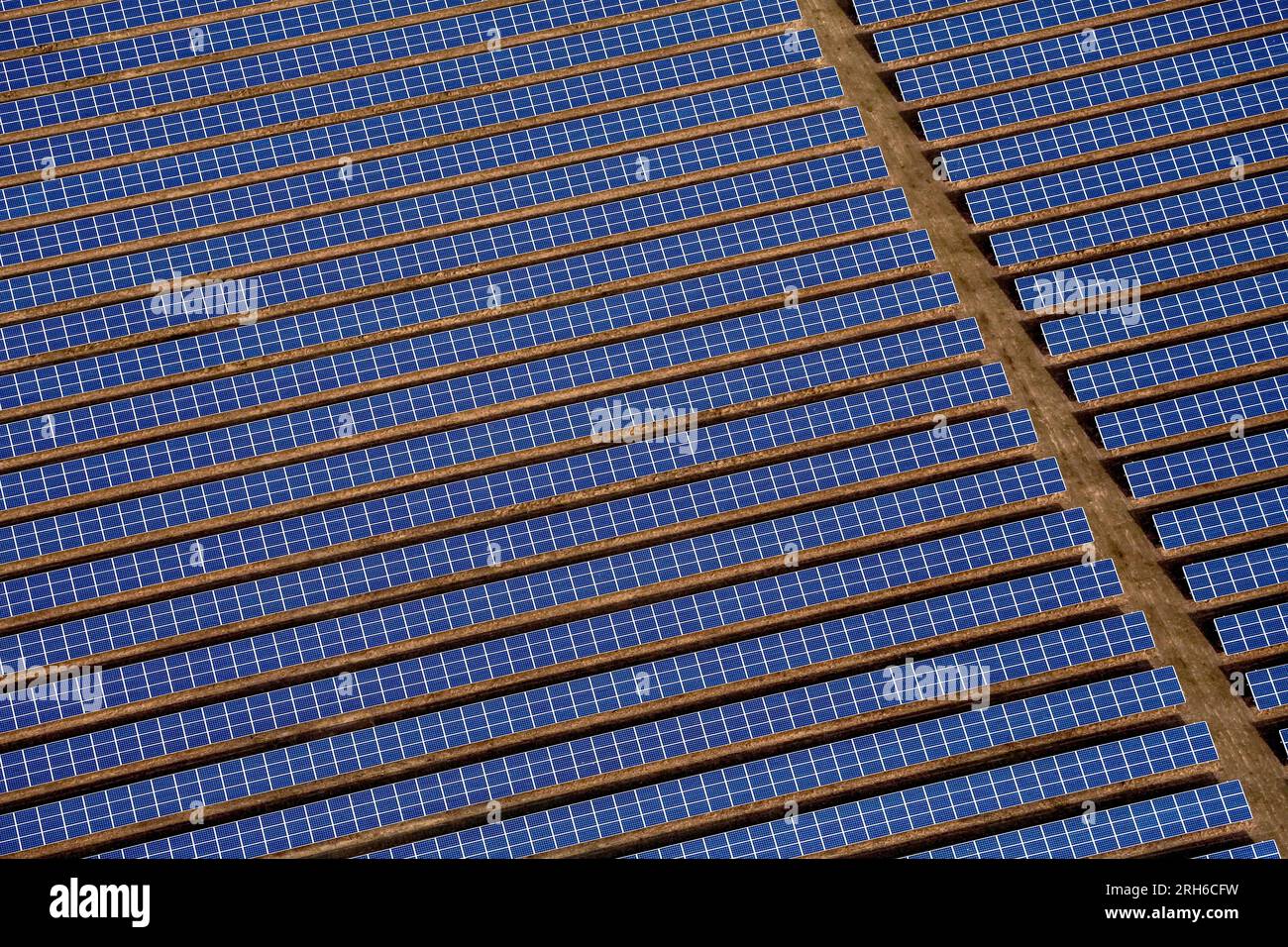 Panels green energy hi-res stock photography and images - Alamy