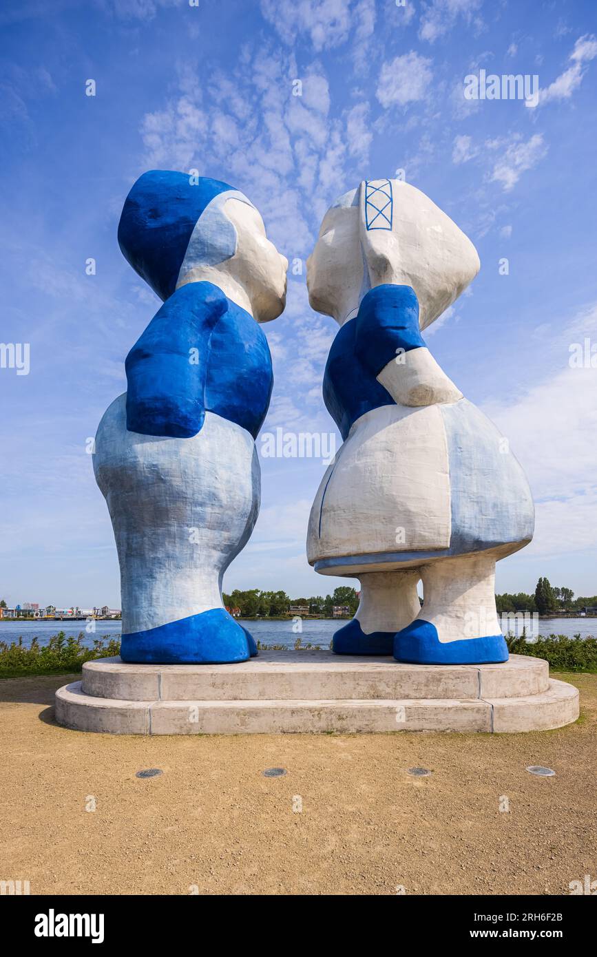 Everyone who have visited the Netherlands remembers them, the Dutch