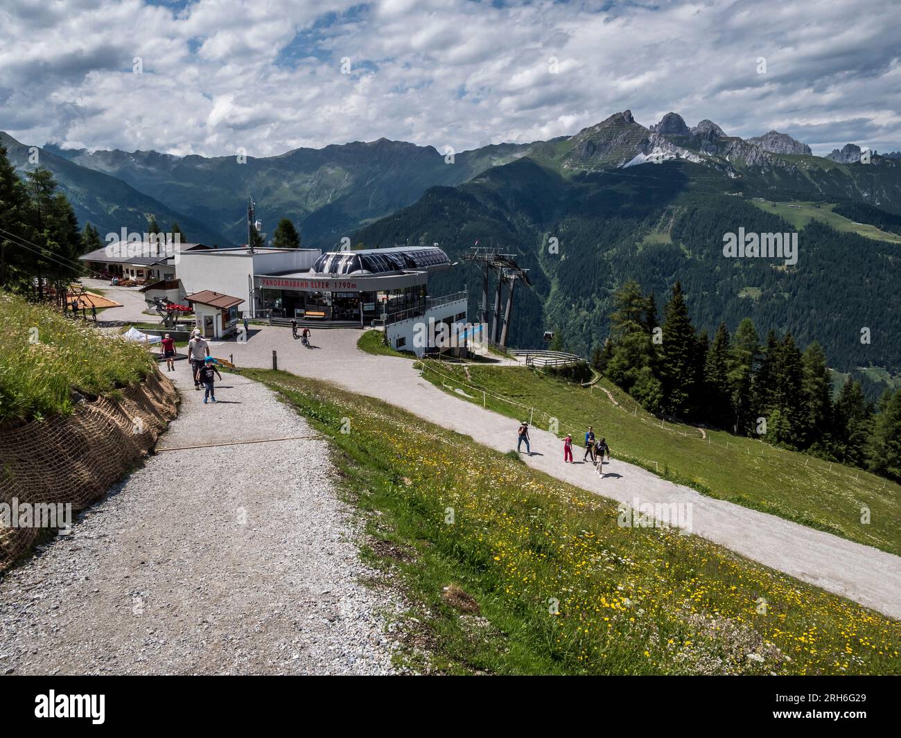Neustifft Elferbahnen lift neustift hi-res stock photography and images - Alamy