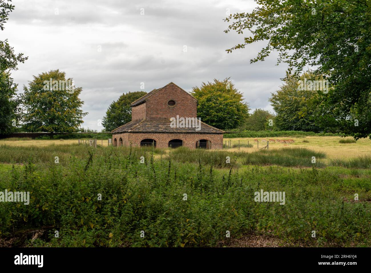 18th century deer house at dunham massey Stock Photo Alamy