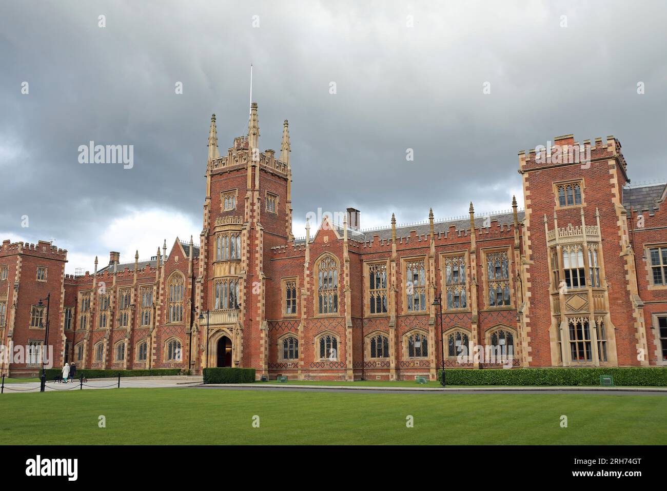 The Lanyon Building at Queens University campus in Belfast Stock Photo