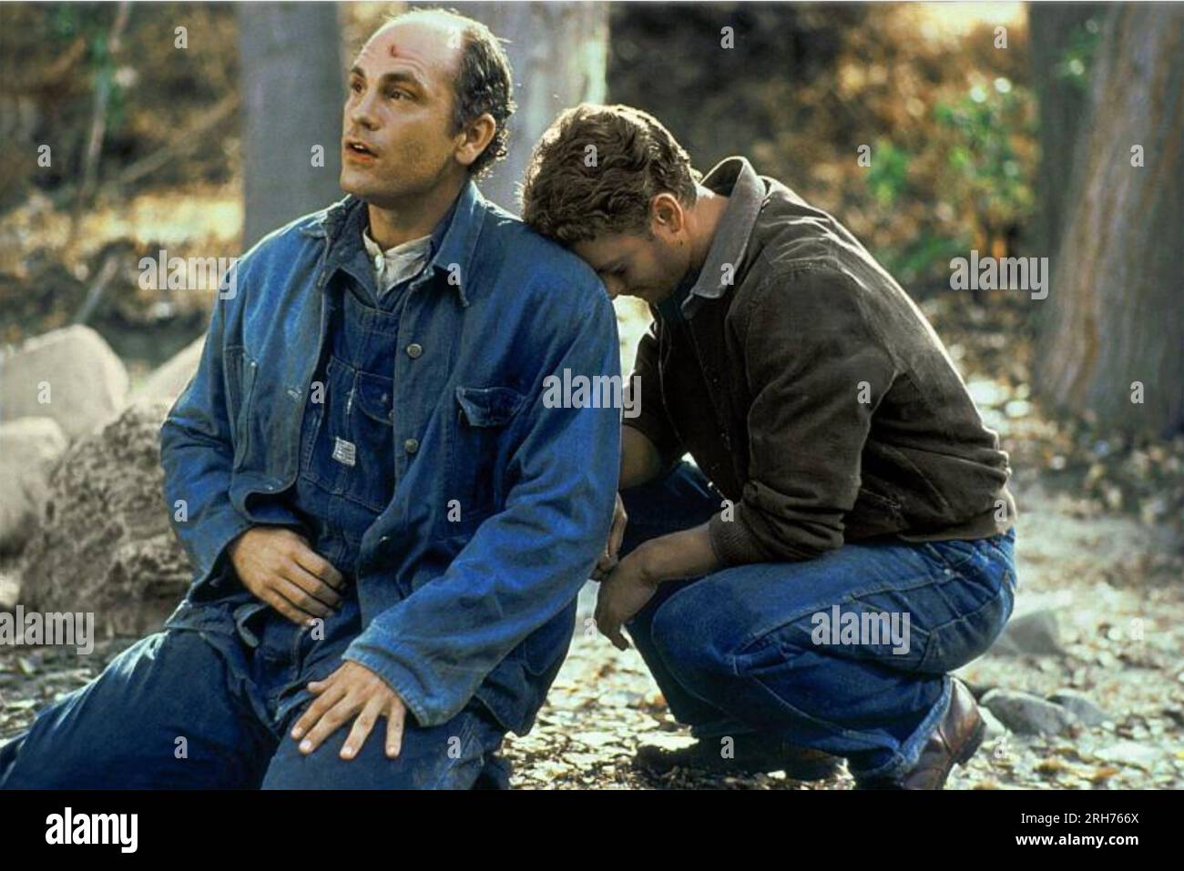 OF MICE AND MEN 1992 MGM film with John Malkovich at left and Gary Sinise Stock Photo