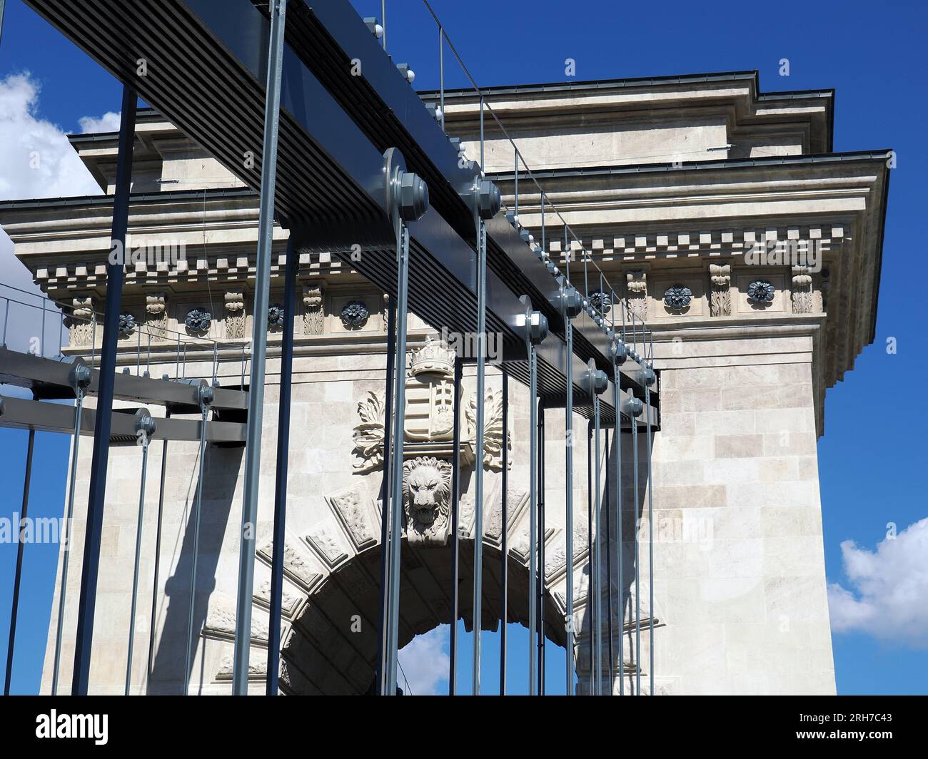 The Széchenyi Chain Bridge is a suspension bridge that spans the river ...