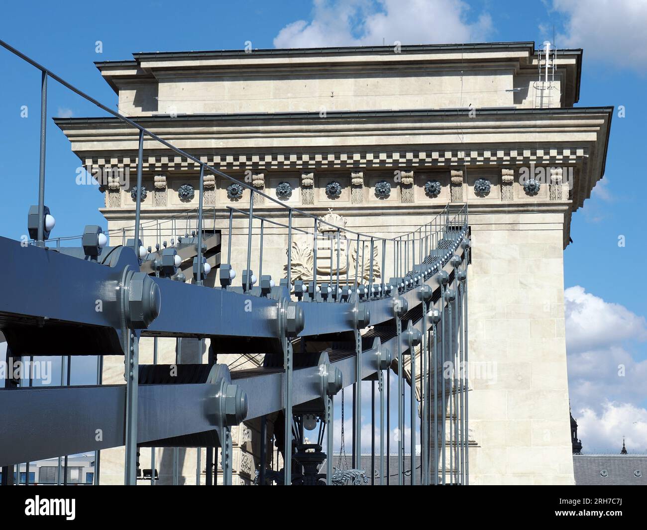 The Széchenyi Chain Bridge is a suspension bridge that spans the river ...