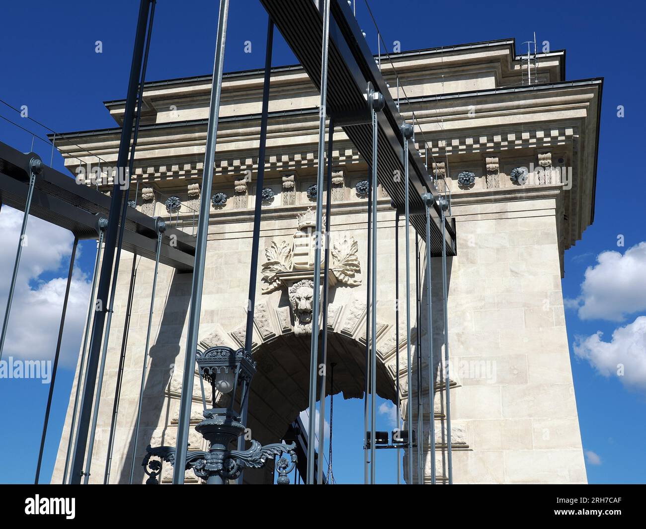 The Széchenyi Chain Bridge is a suspension bridge that spans the river ...