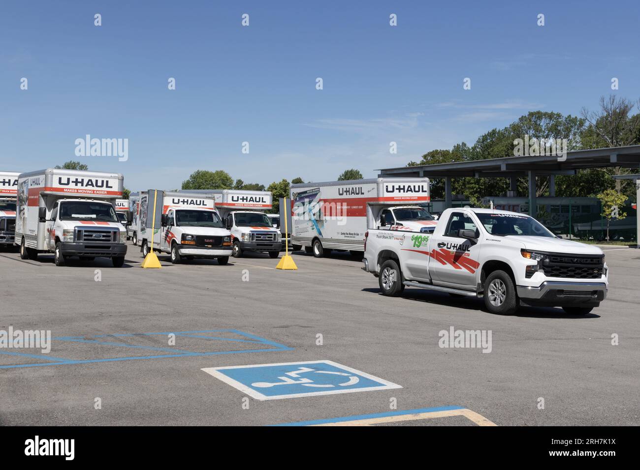 Noblesville - August 13, 2023: U-Haul Moving Truck Rental Location. U-Haul offers moving and storage solutions. Stock Photo