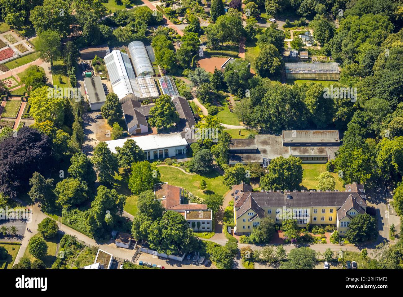 Aerial view, Grugapark, Bildungszentrum Gartenbau Essen der Landwirtschaftskammer Nordrhein-Westfalen, Fachschule Für Gartenbau Essen, Rüttenscheid, E Stock Photo