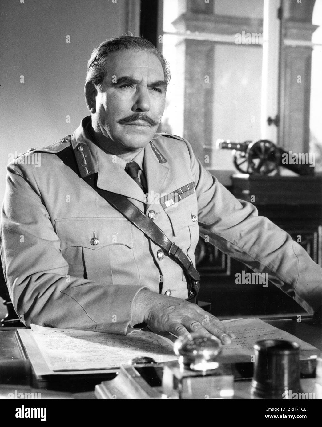DONALD WOLFIT as General Archibald Murray in LAWRENCE OF ARABIA 1962 director DAVID LEAN