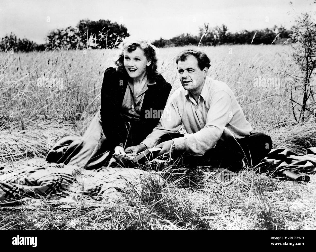 Rosamund John, Niall MacGinnis, on-set of the British Film, 'Tawny Pipit', General Film Distributors, 1944, U.S. release via Universal-International Pictures, 1947 Stock Photo