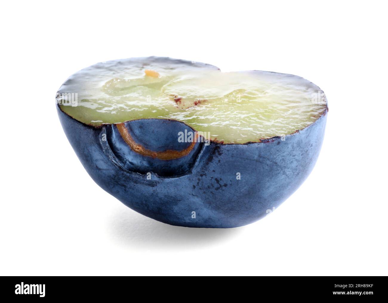 Half of tasty blueberry isolated on white Stock Photo - Alamy