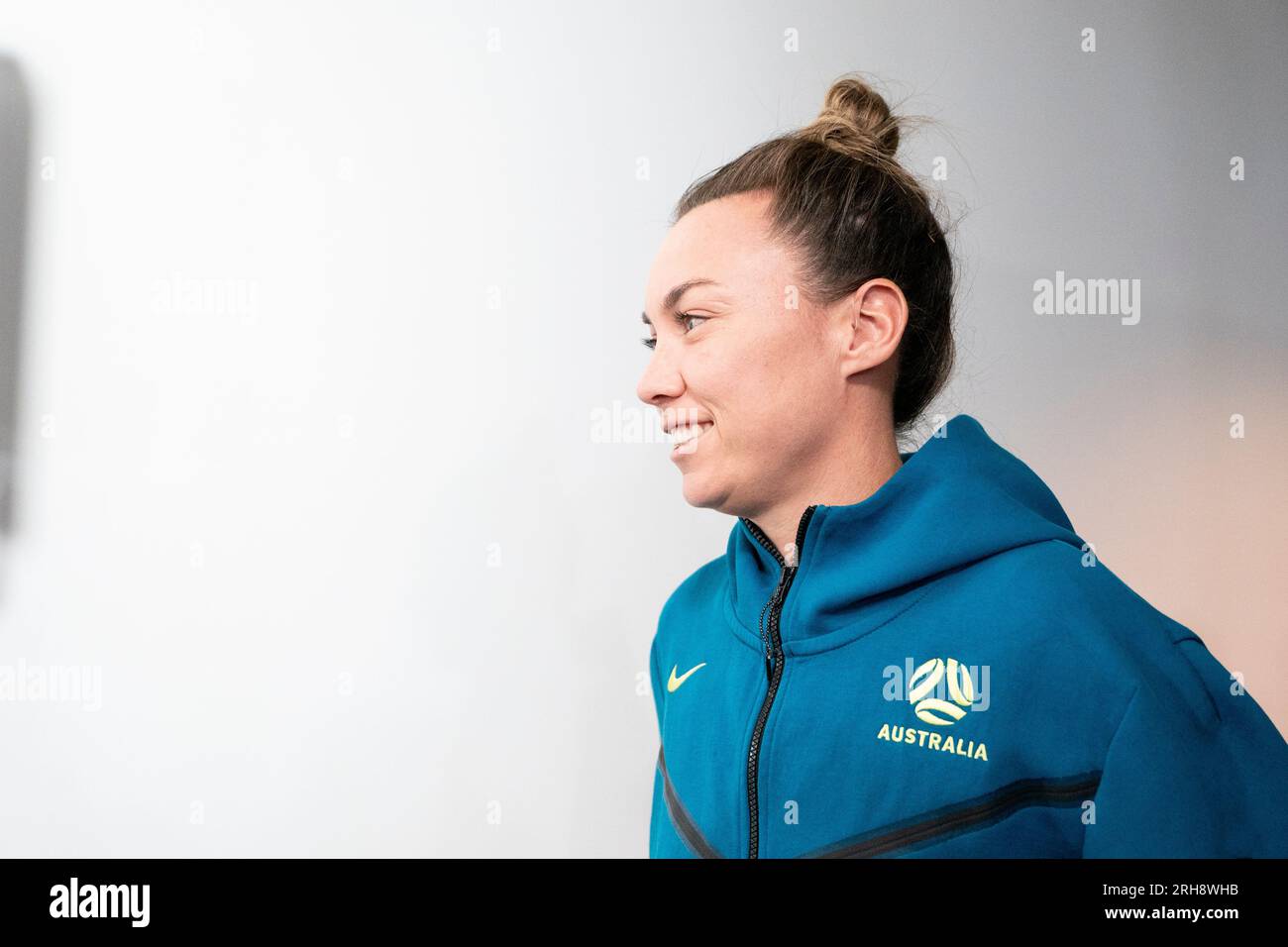 Australia's Mackenzie Arnold walks out to talk before the press conference at Stadium Australia, Sydney. Picture date: Tuesday August 15, 2023. Stock Photo