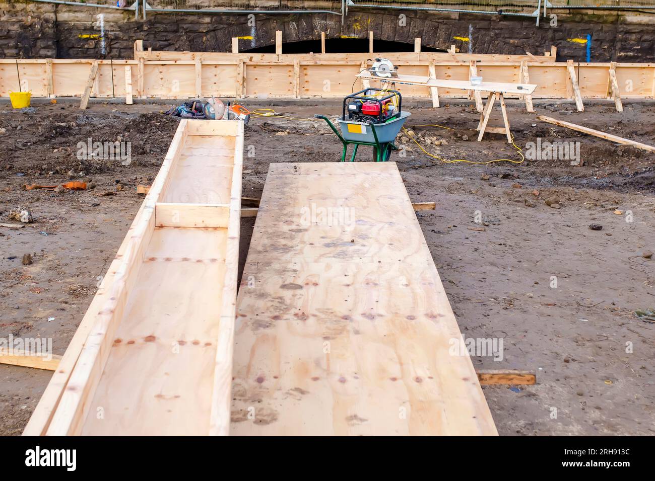 Hand held circular saw on workbench Stock Photo Alamy