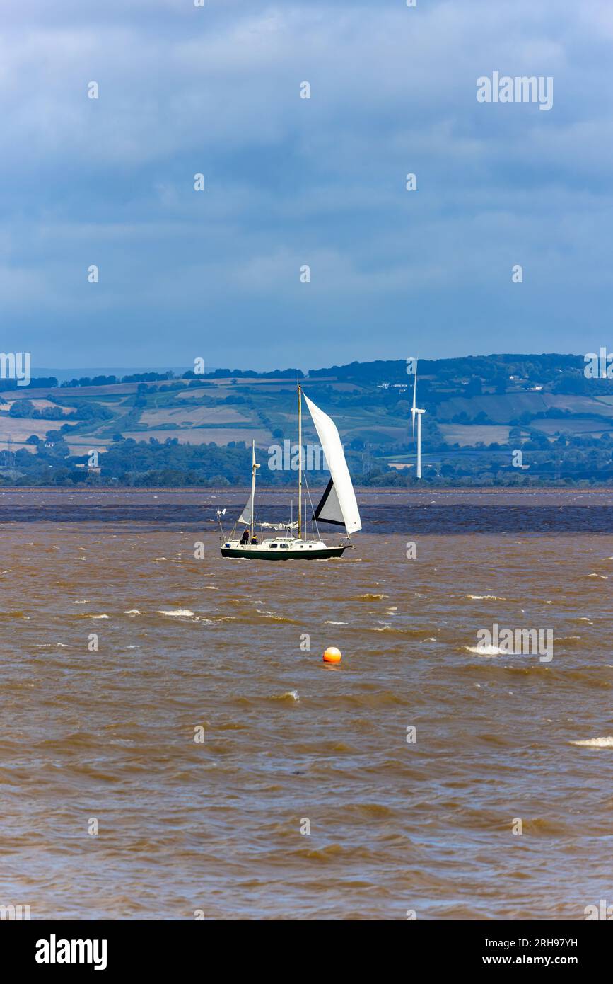 Yacht heading towards Portishead marine Stock Photo Alamy