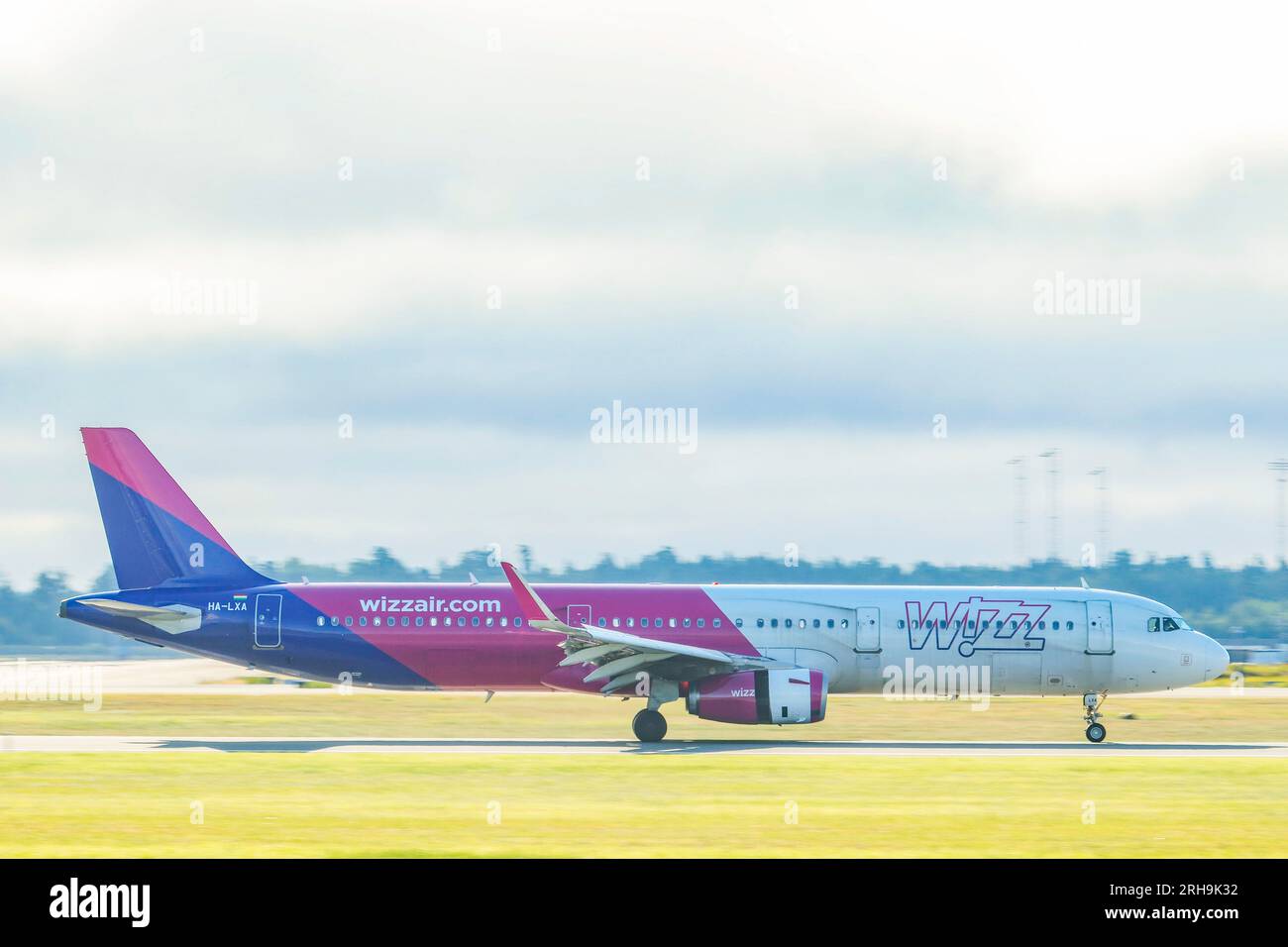 Gardermoen 20230723 An Airbus A321 231 From Wizz Air With Gardermoen 20230723 An Airbus A321 231 From Wizz Air With