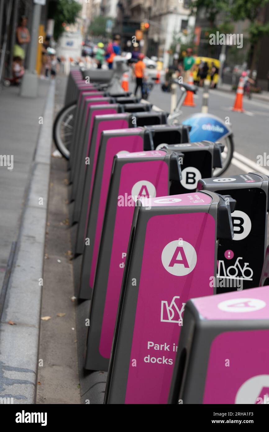 New York, NY, USA August 12th, 2023 Met bike rental station on 27th Street Stock Photo Alamy