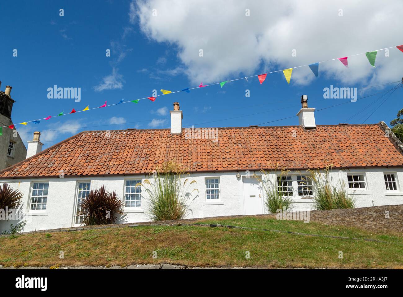 Old whitewashed cottages with Pantile roof in Lower Largo, Fife Stock