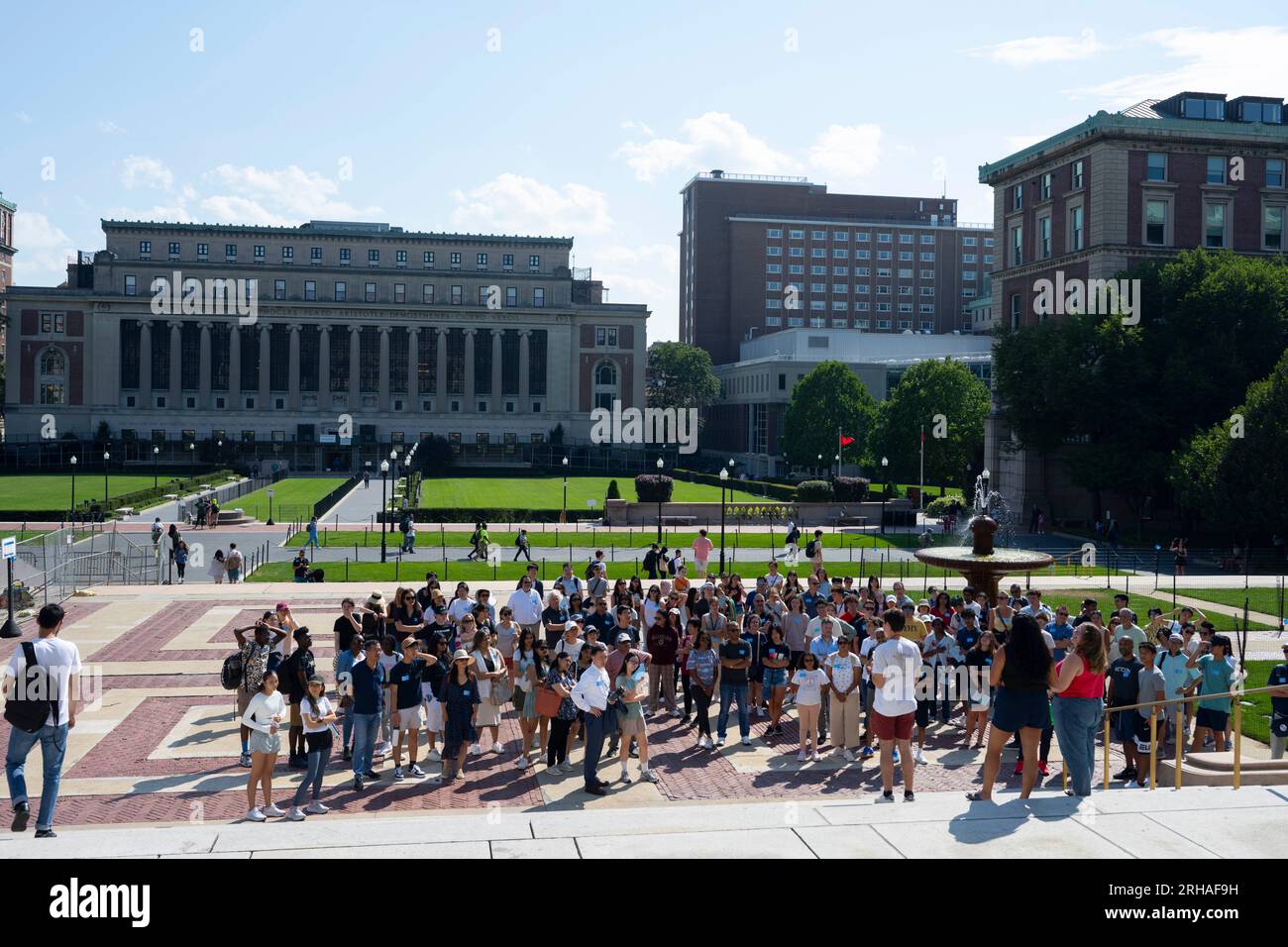 Columbia university campus tour hi-res stock photography and images - Alamy