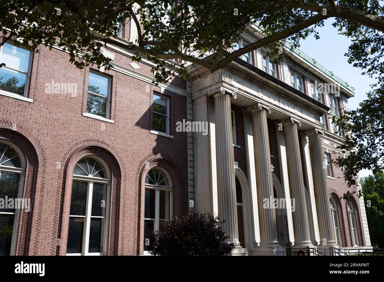 Avery architectural and fine arts library hi-res stock photography and ...