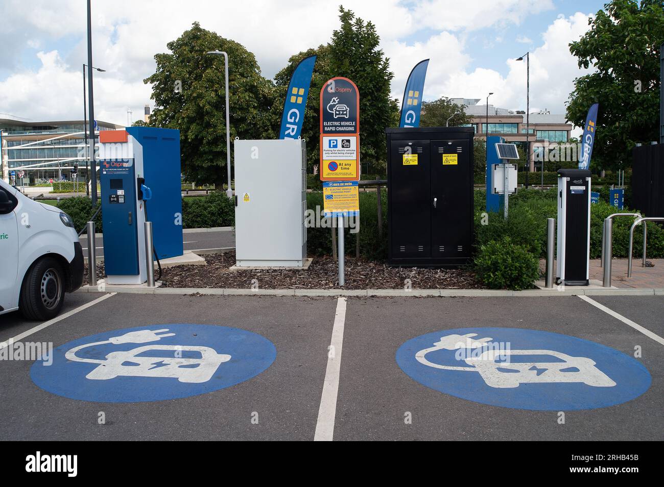 Slough, Berkshire, UK. 15th August, 2023. Electric vehicle rapid charging points next to the Greggs Drive Thru in Slough, Berkshire. Credit: Maureen McLean/Alamy Live News Stock Photo