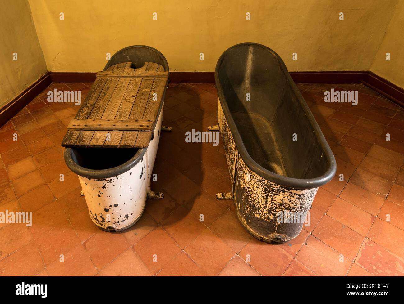 St Remy de Provence, Bouches du Rhone, France, 06.24.2018. Bath tubes in asylum of Vincent van Gogh in St Paul de Mausole. Stock Photo