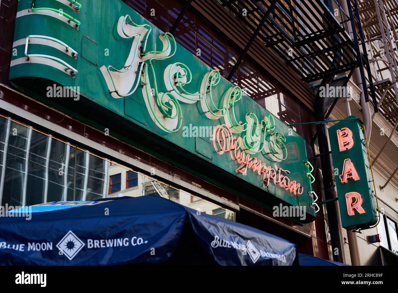Portland, Oregon, USA. 4th Sep, 2014. Opening in 1902 orginally as ''The Olympian Saloon''. In the early years it was rumored to be part of the ''Shanghai Tunnels'' and operated as a speakeasy during Prohibition. At one time it had the 2nd highest liquor sales in Oregon. (Credit Image: © Ian L. Sitren/ZUMA Press Wire) EDITORIAL USAGE ONLY! Not for Commercial USAGE! Stock Photo