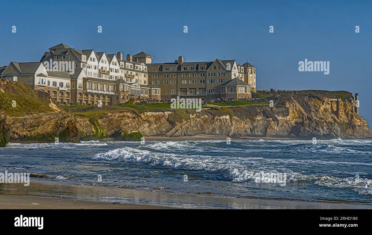 Hotel on the cliff at Half Moon Bay. Stock Photo