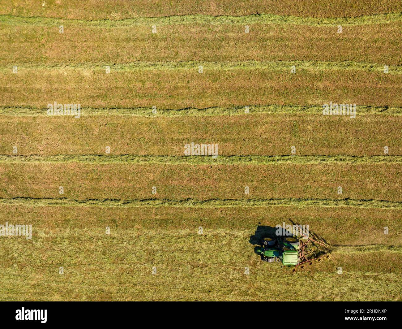 Tractor verano hi-res stock photography and images - Alamy