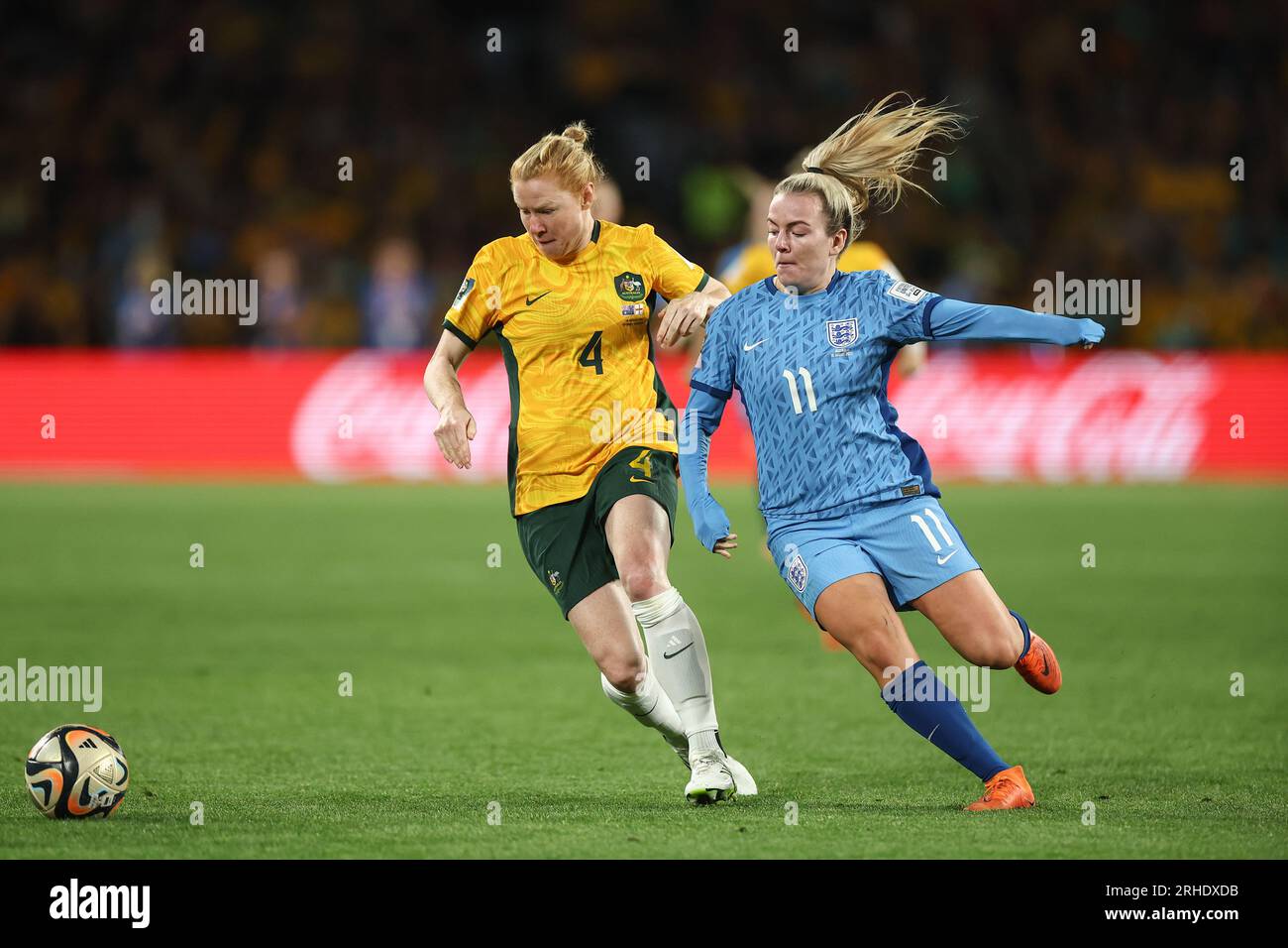 Clare Polkinghorne 4 of Australia and Lauren Hemp 11 of England