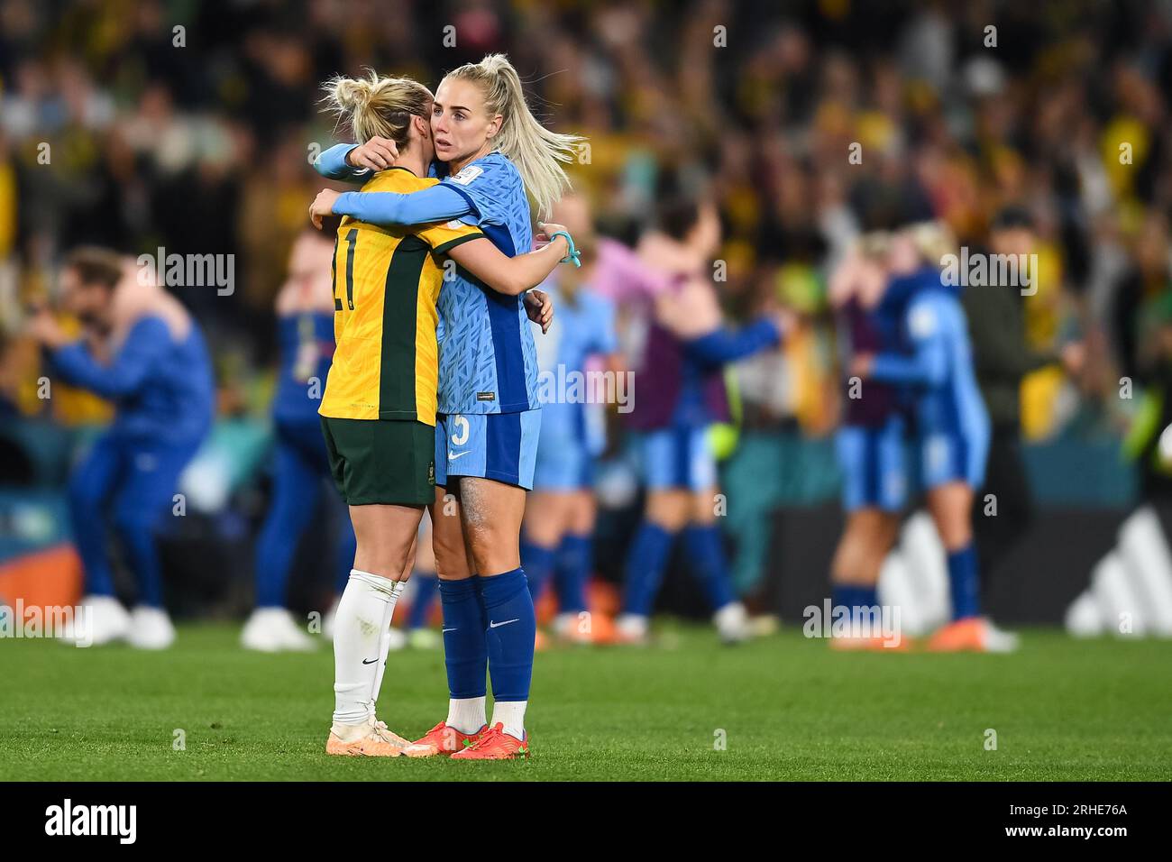 Sydney, Australia, 16 August, 2023. Alex Greenwood of England and Ellie ...